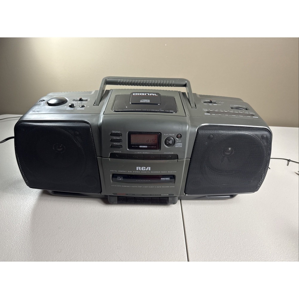 RCA RP-7944 Boombox CD Cassette AM-FM Radio Vintage 1993 Tested WORKS PERFECTLY‎